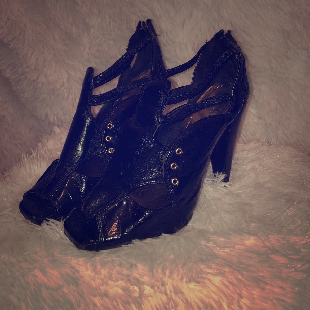 Black heels